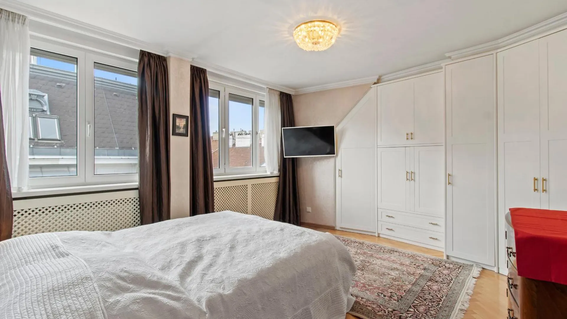 Spacious Penthouse With Stephen Cathedral View Viena